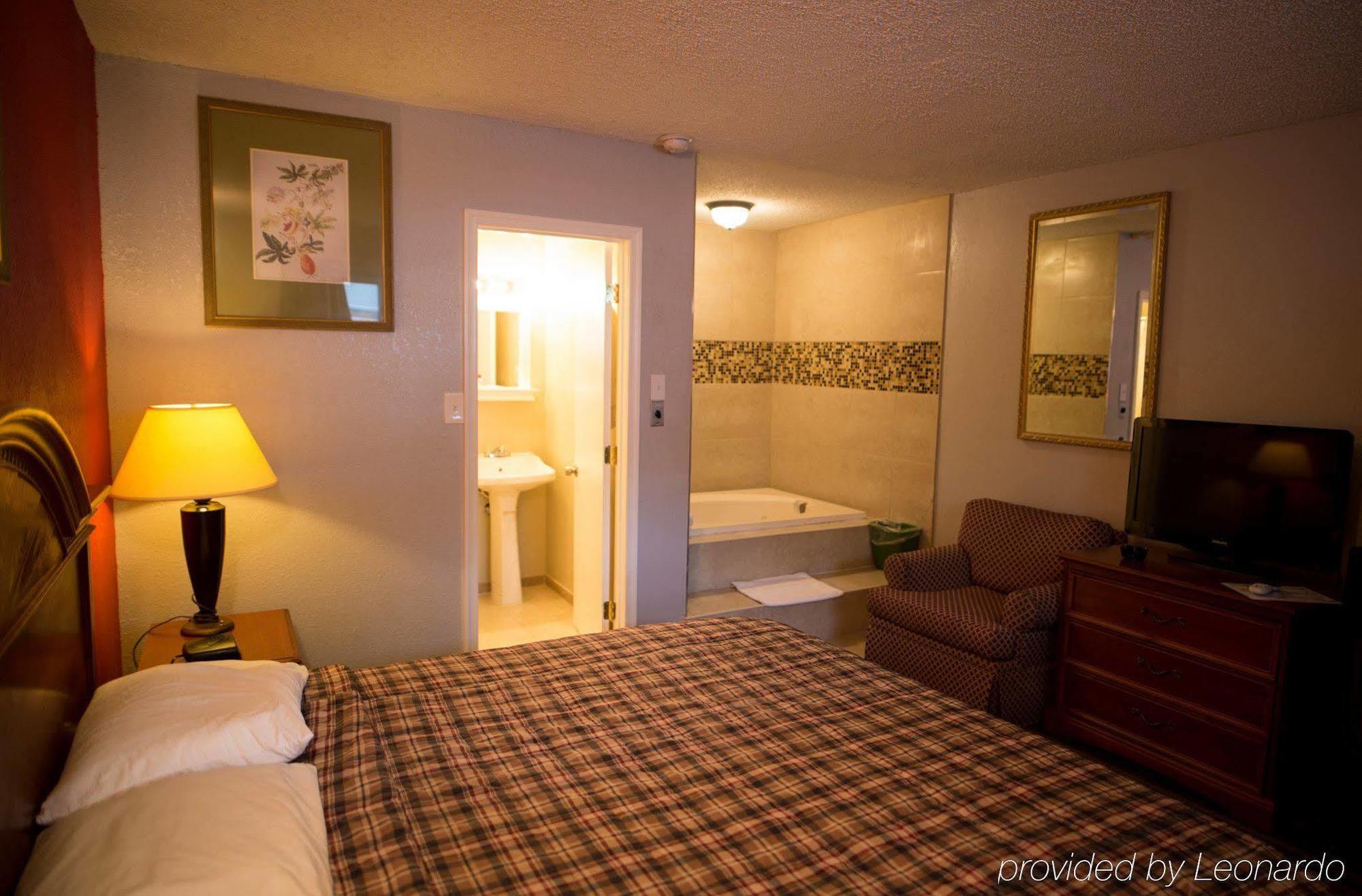 Scottish Inn And Suites - Bensalem-Philadelphia Eksteriør billede
